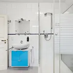 Modern Trifft Altbau, Zentrale An Der Kaiserstrasse, Naehe Frankfurt *