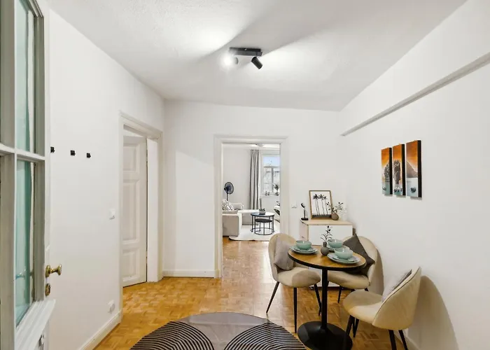 Modern Trifft Altbau, Zentrale An Der Kaiserstrasse, Naehe Frankfurt 아파트 프리드베르크